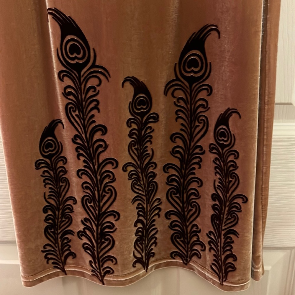 Long velvet skirt